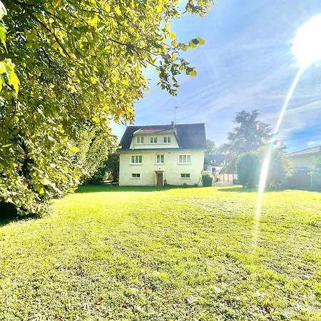 Villa Edouard - 180m2 In Nature & Forest - 20min - 7min Airport