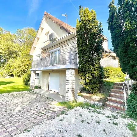 Edouard - 180m2 In Nature & Forest - 20min - 7min Airport Villa