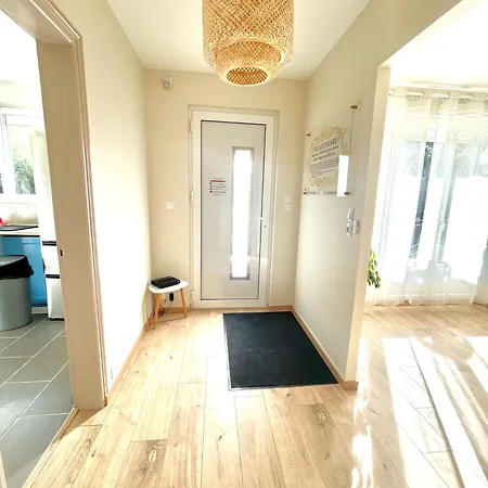 Edouard - 180m2 In Nature & Forest - 20min - 7min Airport