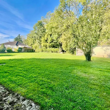 Edouard - 180m2 In Nature & Forest - 20min - 7min Airport Villa