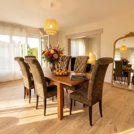 Villa 10-14 Guests - 180m2 - Private Forest - Cdg 7min - 20min Claye-Souilly